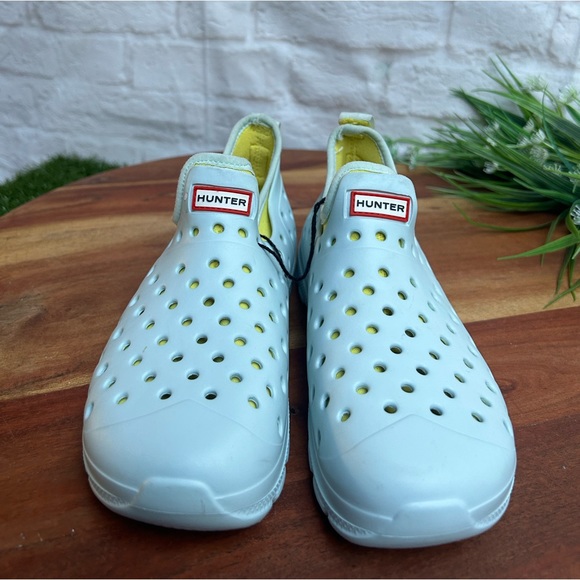 Hunter Original Lightweight
Outdoor Shoe with Ventilating...
Size US B3 G4 - Picture 14 of 16